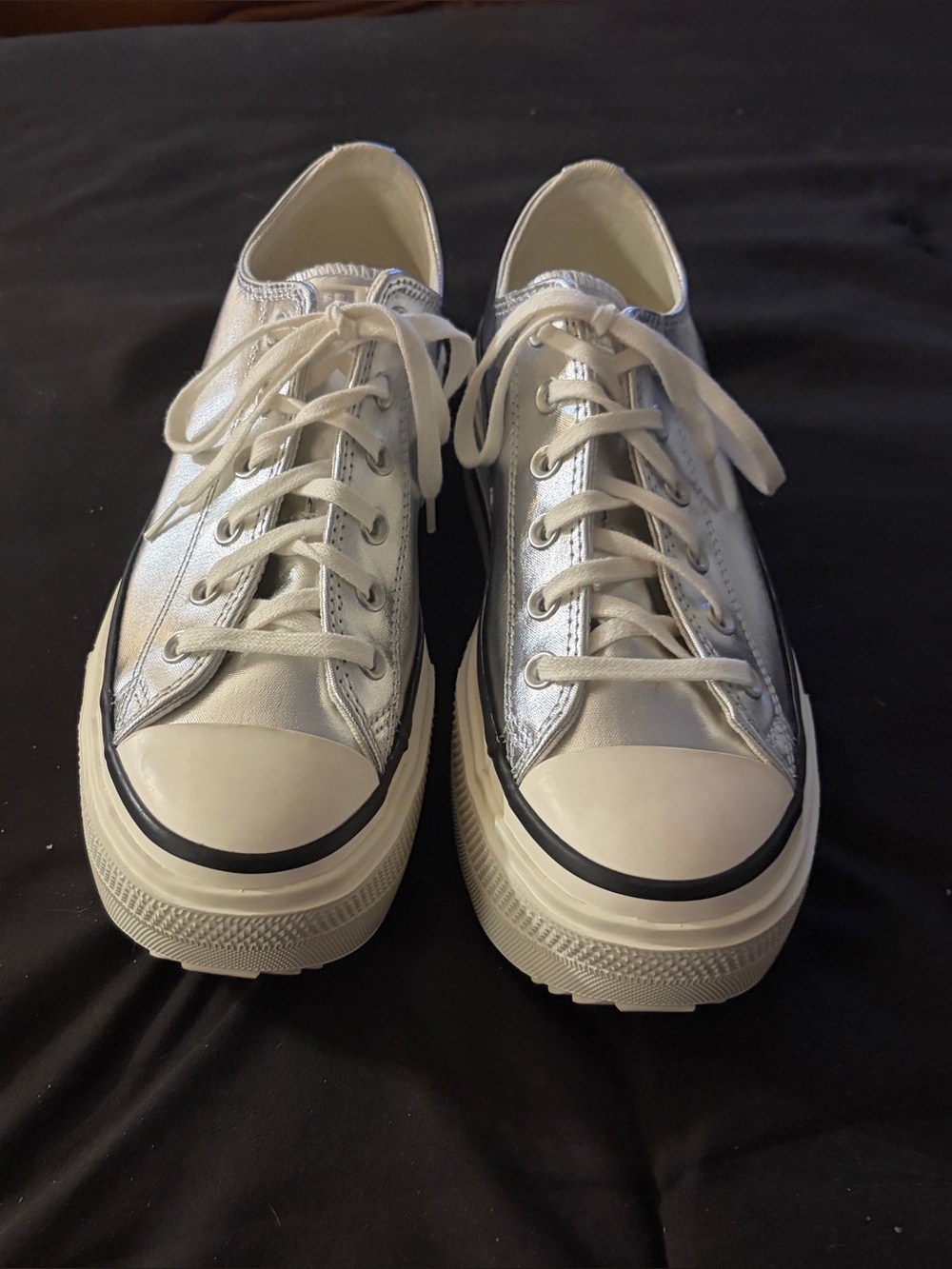 Converse Silver Low-Top Platform Lace-Up Sneakers NWOT sz10